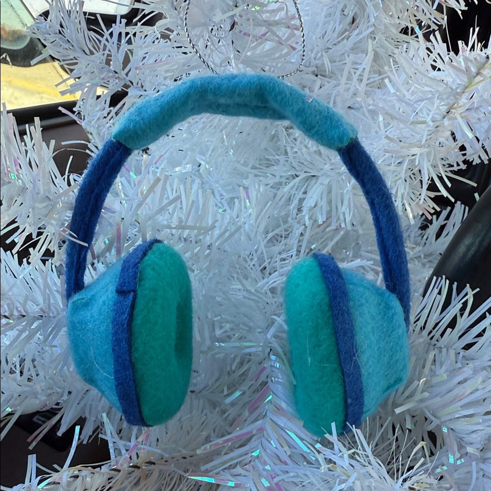 NWT Blue and Teal Headphones Ornaments set of 5 felt